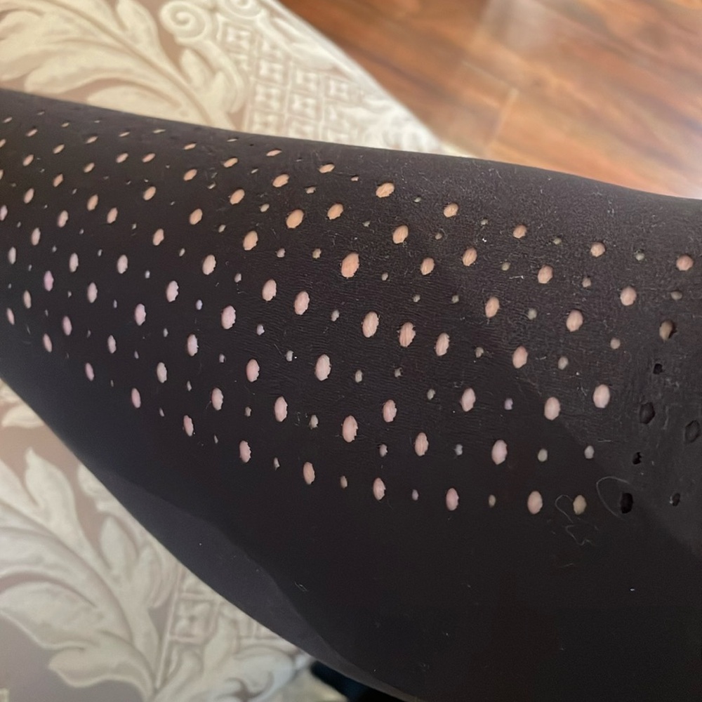 Black Leggings with Perforated Detail - Picture 6 of 7